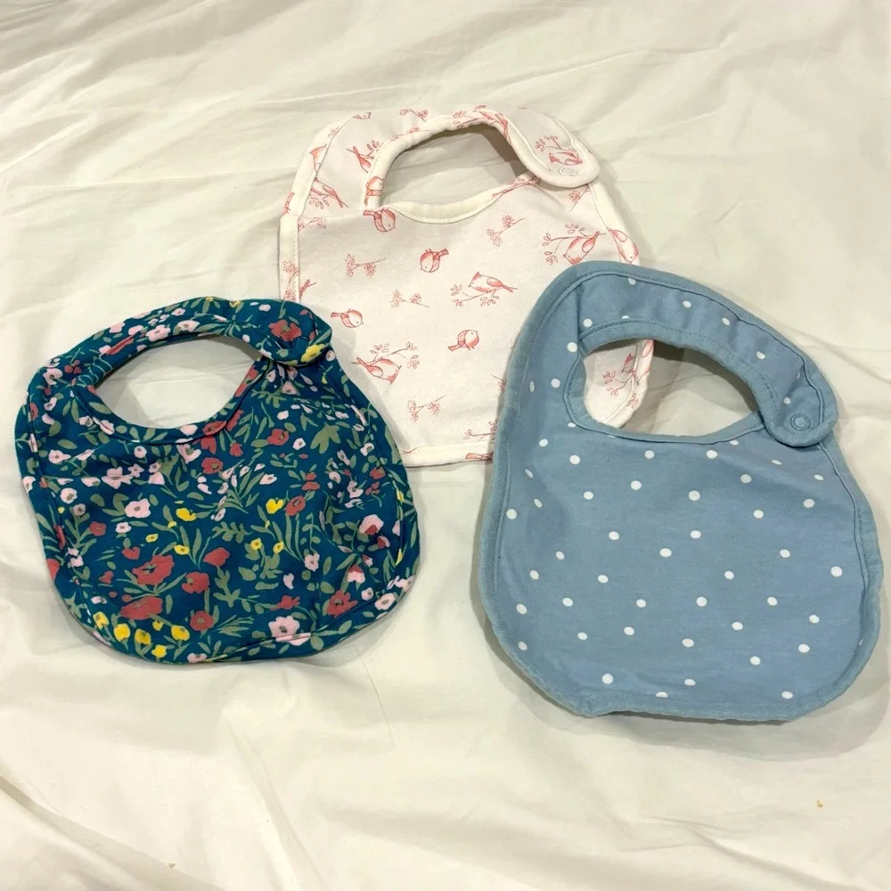 Carter's 3-pack Waterproof Snap Bibs *Never Used*